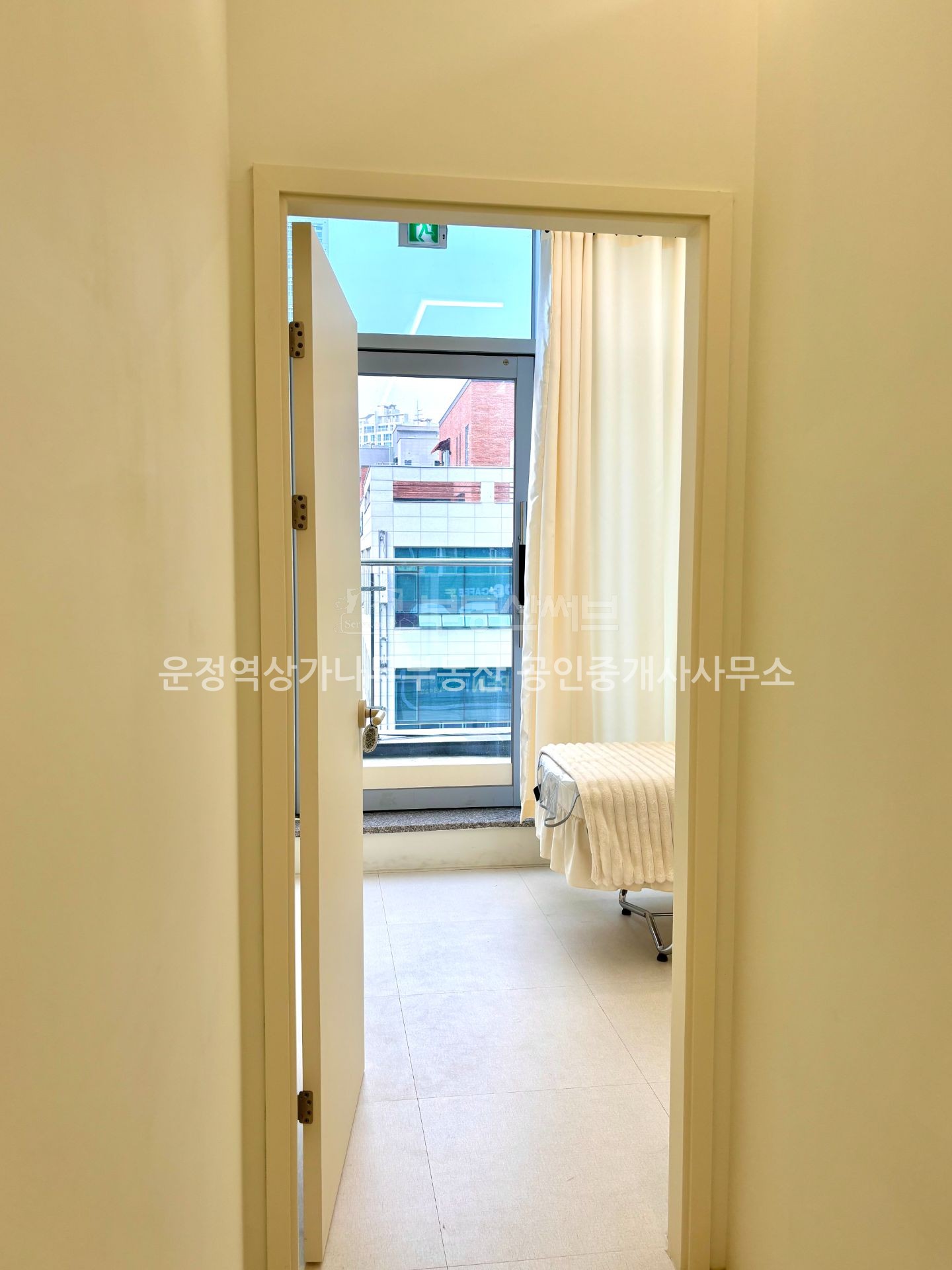 더운정퍼스트 사진