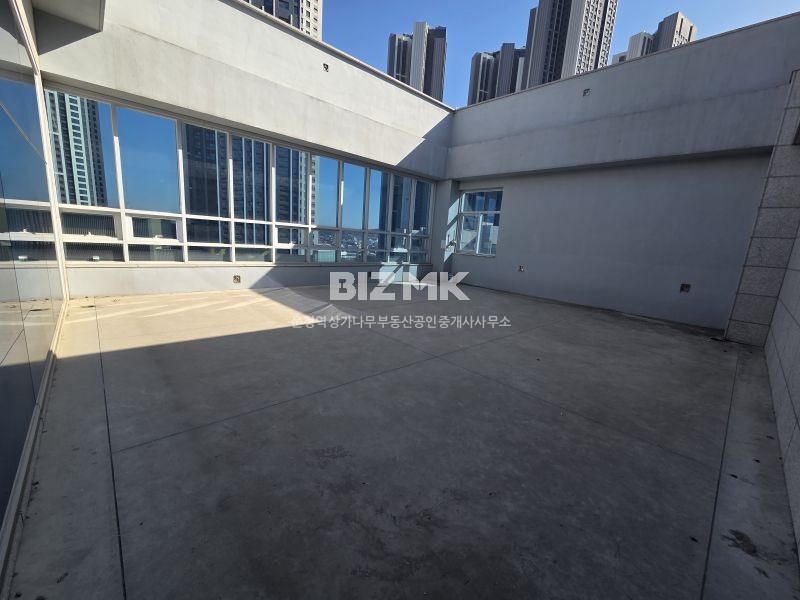 더운정퍼스트 사진
