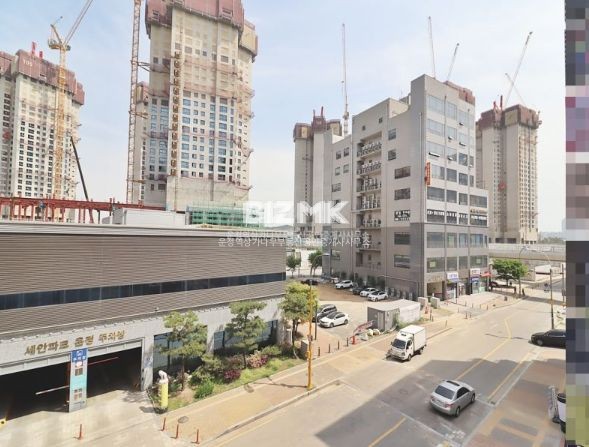 더운정퍼스트 사진